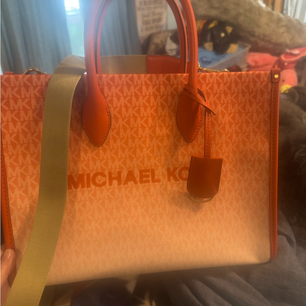 MICHAEL Michael Kors Orange and Cream Tote